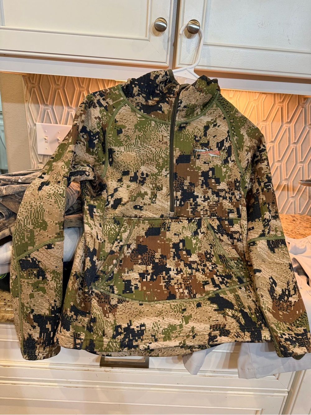 Kids Digital Camo Half-Zip Pullover Jacket - Green Camo